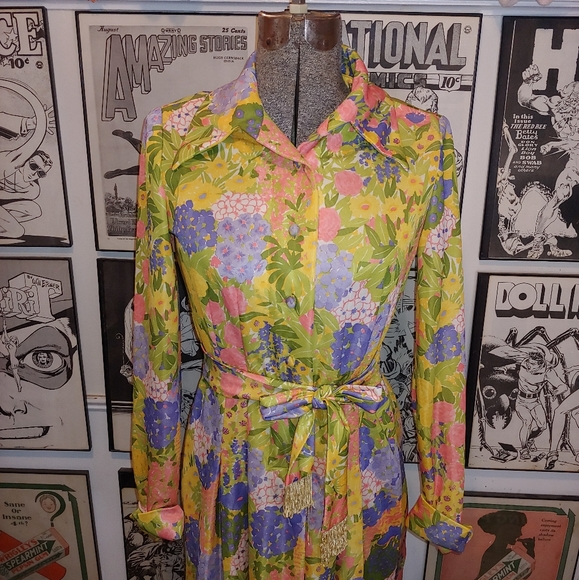 Vintage 70s Beautiful Leslie Fay Floral Maxi Party Dress - Picture 2 of 9